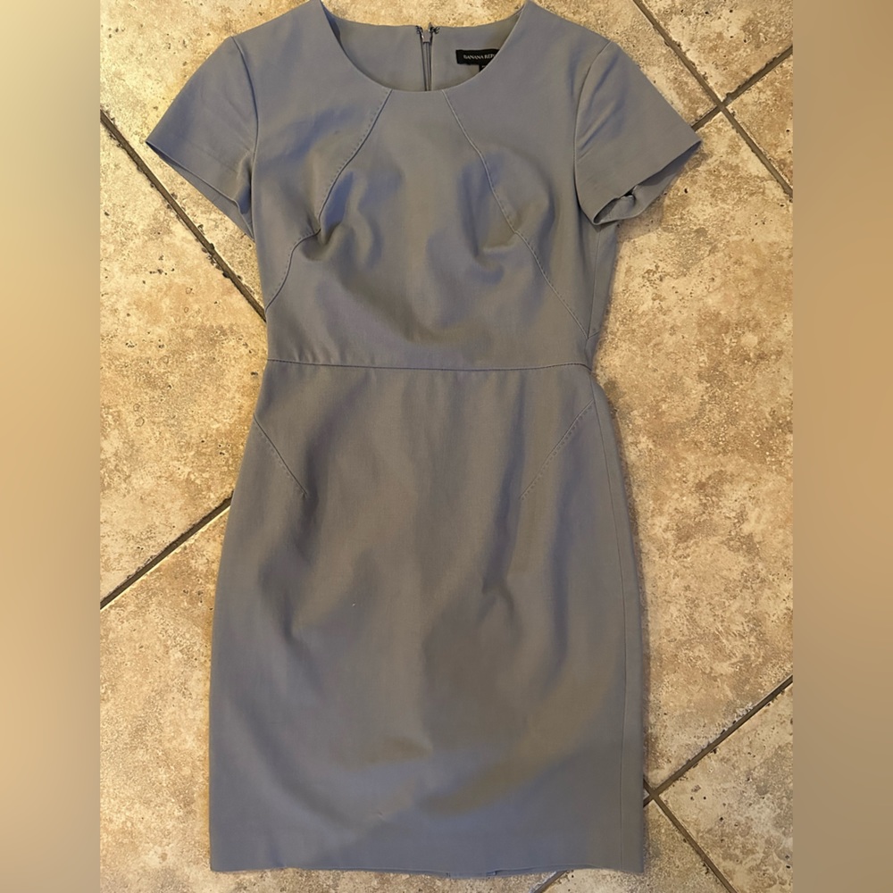 Banana Republic - Grey Size 2 - Perfect Work Dress!!